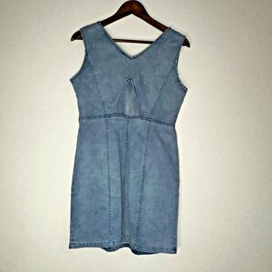 Womens Denim Jean Sleeveless Dress Pockets and Triangle Back Open fits L Rare